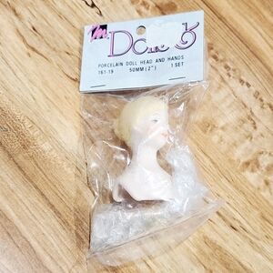 Mangelsen's Dolls Porcelain Blonde Hair Lady Head and Hands 161-19  2"